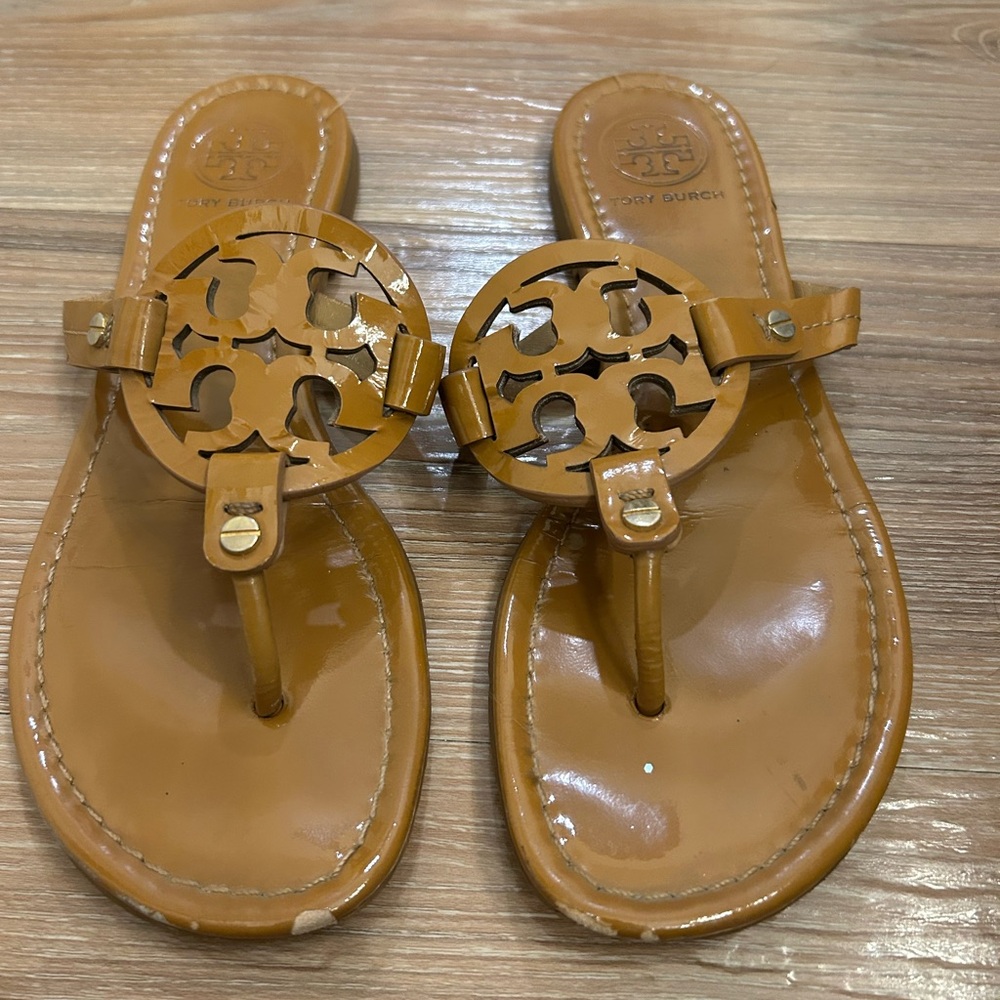 Tory Burch Tan Patent Logo Thong Sandals